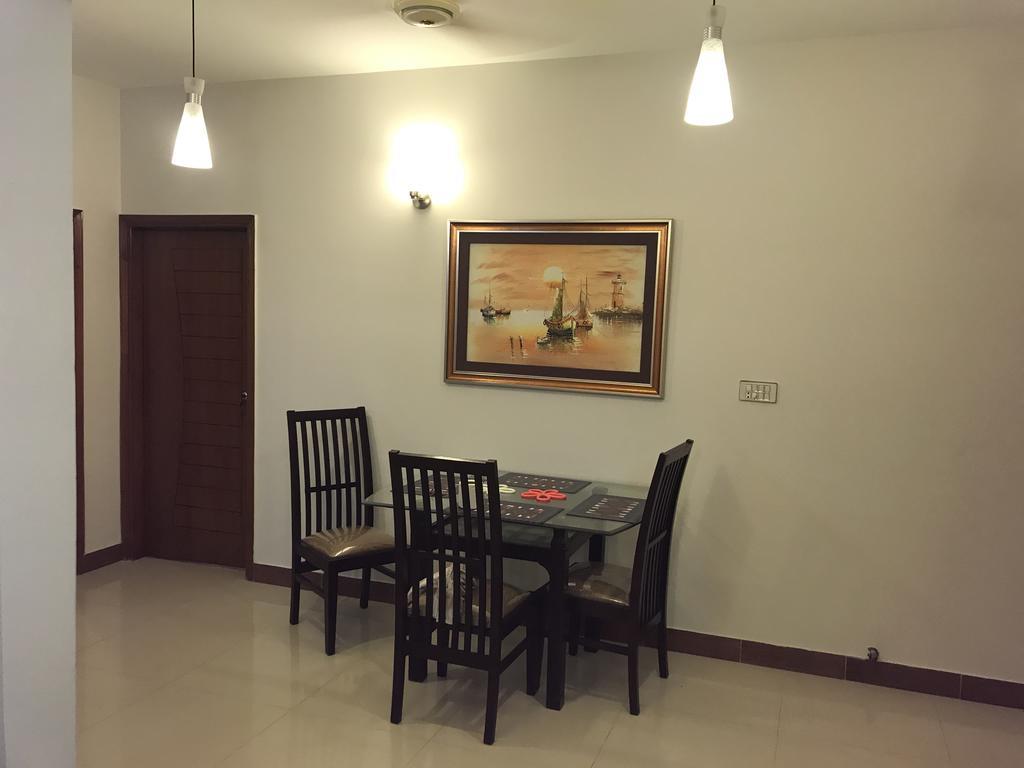 3 Bed Javed Apartment كراتشي المظهر الخارجي الصورة